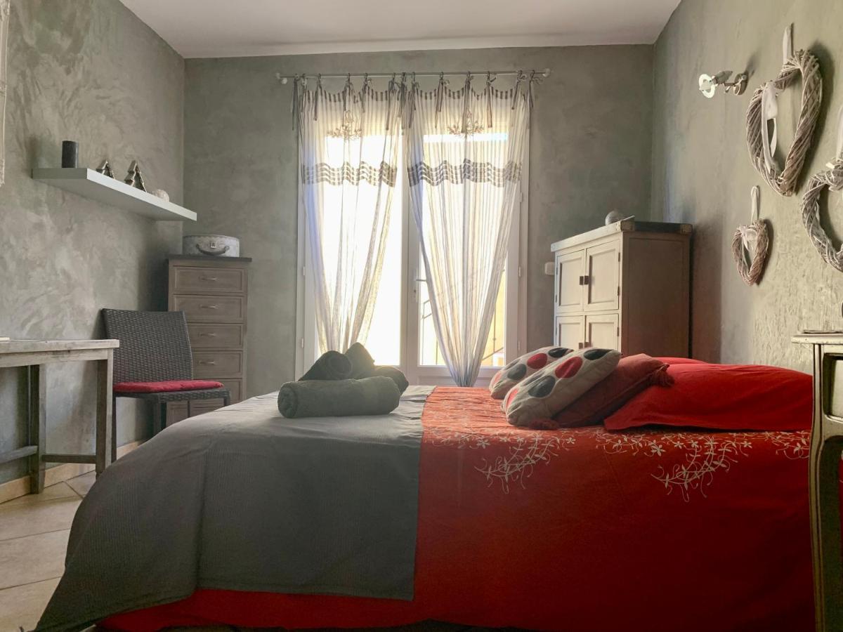 Villa Fiora Chambre Мартиг Екстериор снимка